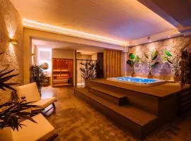 Luxury Suite with Sauna & Private Wellness