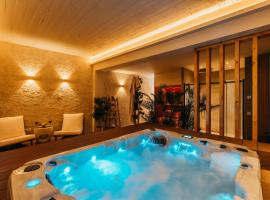 Romantische suite met jacuzzi & sauna - dichtbij stadscentrum, hotel v Eindhovenu