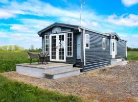 Perfect Couple Retreat, Puppy Lounge & Games Room