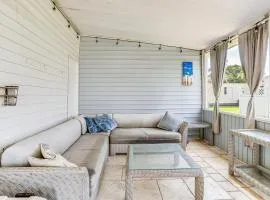 4 Mi to Dtwn Sarasota! Family Home with Pool Access