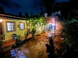 Mogambo Hostel and Stays