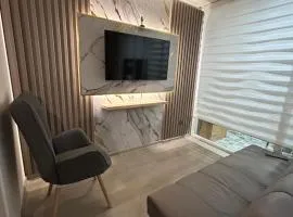 Casa elegante privada y moderna
