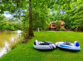 Cabin Zen, Riverfront, Hot Tub, Arcades, Sleeps 8