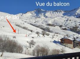 Appart COSY PIEDS DES PISTES, Hotel in Saint-François-Longchamp
