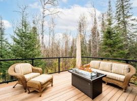 You Betcha - Charming 3BR Arcade & Near Lutsen & Grand Marais, hotel in Grand Marais