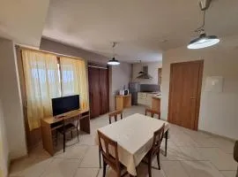 Solaria House appartamenti con cucina a 200 MT dalla Basilica di Padre Pio e 600 MT dall'ospedale Casa Sollievo della Sofferenza