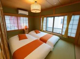 Matsubara Station 2 minutes Shinjuku, Shibuya 15 minutes Pure Japanese style house where you can feel the seasons Maximum 6 people rent a house Quiet house