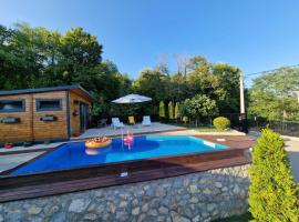 Vikendica Blagojević Čačak, hotel in Čačak