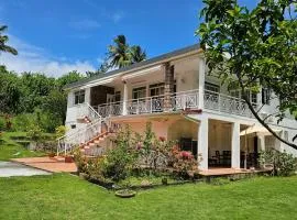 Villa IXORA