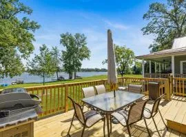 Family-Friendly Lakehouse with Firepit and Dock
