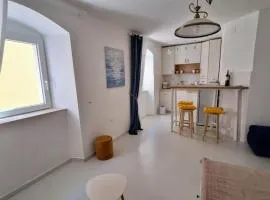 La Casa Nostra Apartments - Classic 1 Bedroom Apt