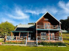 Snug Views, villa in Snug