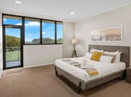 Surfside 3A Vibrant Yallingup Beachfront Living