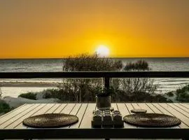 Beach Stayz Semaphore Upstairs Two Bedroom Apartment