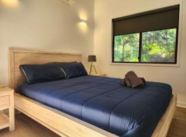 718 Cooloola Villa at Kingfisher Bay, K'gari Fraser Island, βίλα σε Fraser Island