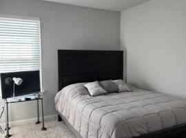 Quiet room，Jarrell的飯店