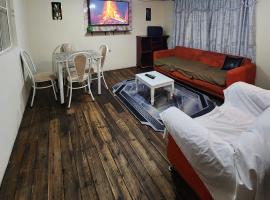 Departamento Completo Confortable, acomoda&ccedil;&atilde;o com cozinha em Latacunga