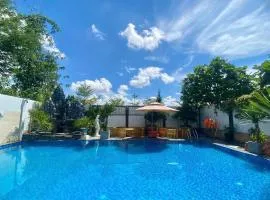 Êm Villa 8 Bedrooms with Swimming Pool