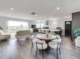 Enchanting 4-bedroom house with panoramic view in Pasadena