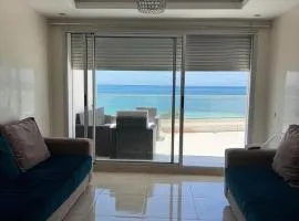 Appartement sur belle résidence avec piscine
