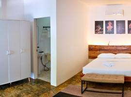 Critter Republic Dive Resort，道因的有停車位的飯店