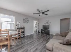 近ONT机场 Chaffey Claremont学院 Ontario Outlets 3Br2BA