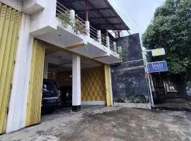 Huis TANTI Homestay Jember
