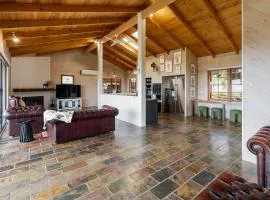 Country Escape on 23 Acres - 3BR Home with Panoramic Views
