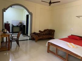 Prakash holliday home, Hotel in Arambol
