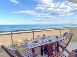 Balcon vue mer, lumineux et parking privé, hotel en Canet-en-Roussillon