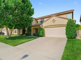 #Marbella Lane - Lit & Laid Back Eastvale Home