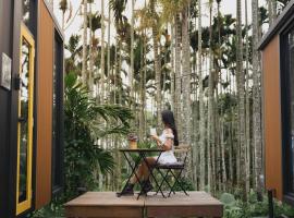 California Good Day Campground X by Tiny Away, casa rústica em T'ai-ping
