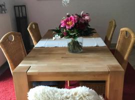 Ferienwohnung Lenzen, Hotel in Kall