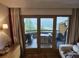 5 personnes, 2Pieces exceptionnel havre de détente et de confort, immense terrasse, vue incroyable, Tout pédestre, à 10m du funiculaire, parking