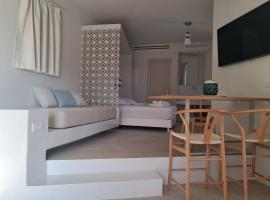 Ostria village, hotel in Mylopotas