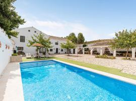 Cortijo Caracate, hotel in Archidona