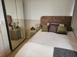 Queens Room