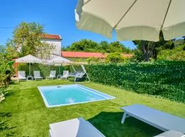 Villa Amarilda