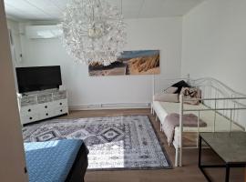 Oulaisten mökkeröinen, hotel a Oulainen