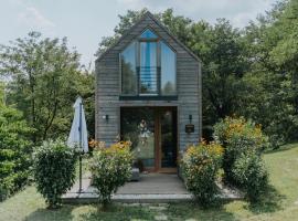 GORIČKE IŽE, hotel com piscina em Križevci