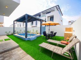 Silk Valley - 4B near Al Hamriyah | Private Pool, villa en Al Ḩamrīyah