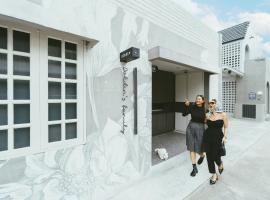 Dokdin's Family, Ferienwohnung mit Hotelservice in Strand Patong