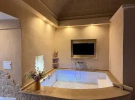 Super Luxury
