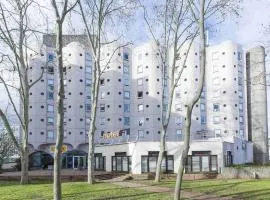 hotelF1 Cergy