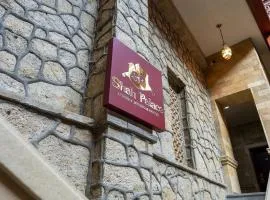Shah Palace Luxury Museum Hotel
