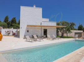 TD Casa Lul&ugrave; Panoramic Pool Over MedScrub