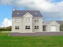 4 Bed in Schull oc-ii09887