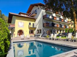 Solaia Hotel & Guesthouse, hotel di Castelrotto