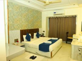 Hotel Shirdi Park Inn 80 Meters From Sai Samadhi Temple, khách sạn ở Shirdi