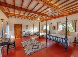 SaffronStays Satori Hornbill, Ultra Luxe two bedroom Villa on 8 Acres Estate, By The Mulshi Lake